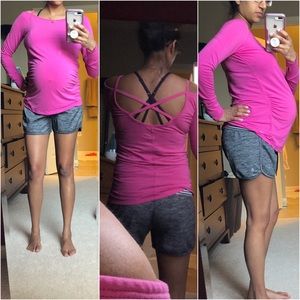 GapFit Maternity Fuschia Shirt